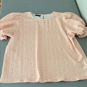 Charming Pink Floral Blouse